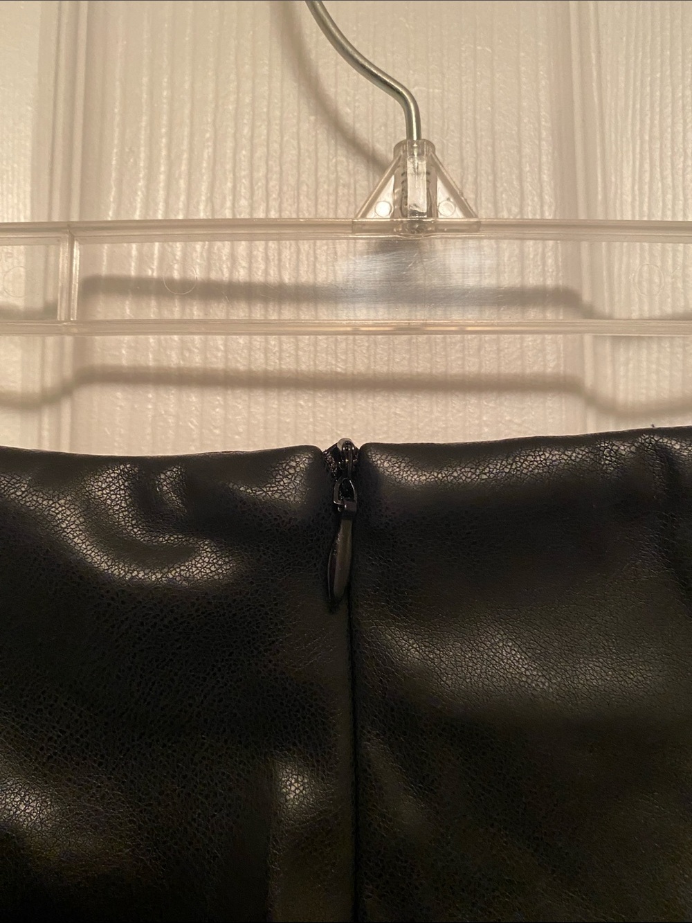 Lillusory Black Faux Leather Mini Skirt…size L - Picture 4 of 7